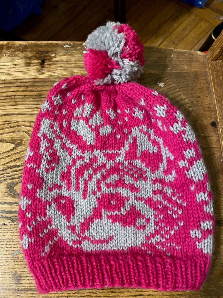 Stranded knitted hat with kitten face from Finnish sock pattern